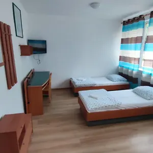 https://pokoje-24h-ul-bagrowa-krakow.krakowhotelspoland.com